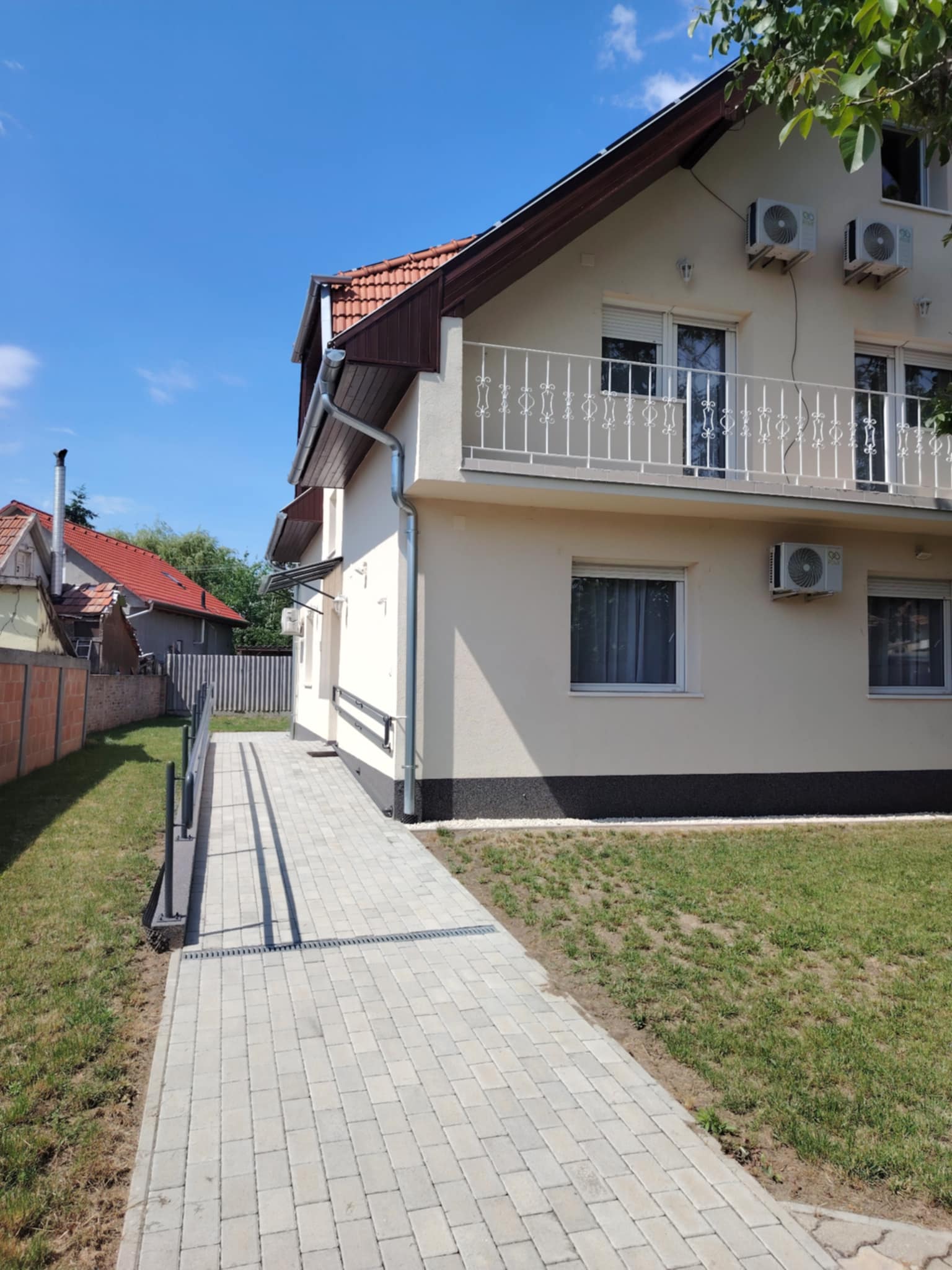 Gyopárka 12